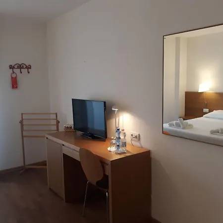 Lacroma Bio & 3* גראדו