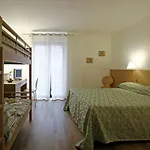 Отель Lacroma Bio &