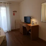 Lacroma Bio & Отель Градо